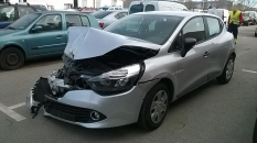 Renault (IN)  CLIO Business1.5 dCi 75 eco2 Airbags ok !!!! CV - Accidentado 1/10