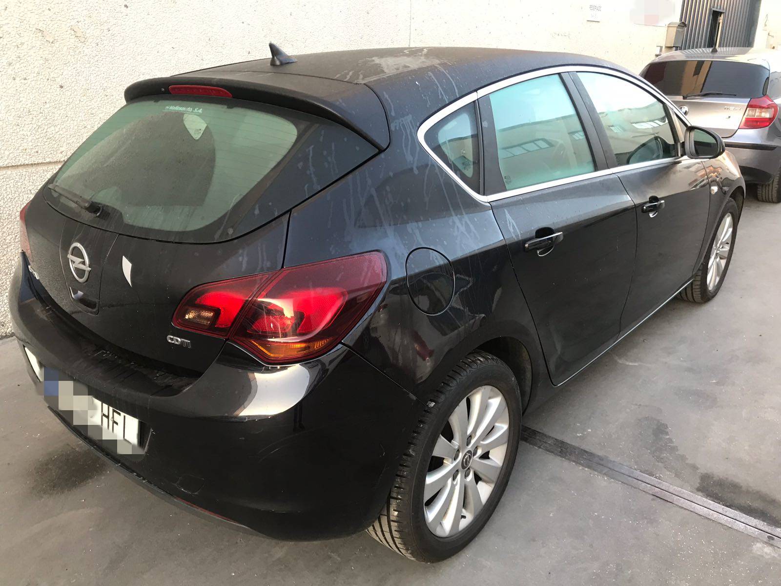 Opel Ar Astra 5p 4g Berlina Con Porton 1 7 Cdti 125 Cv Cosmo Vat21 Averiado Madrid